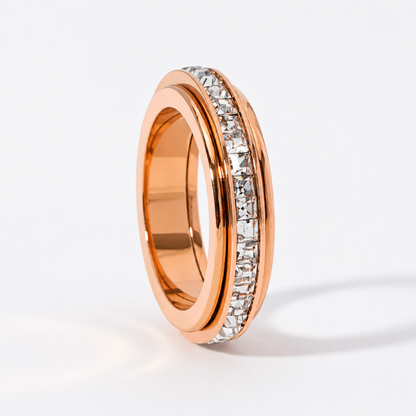 ELÁRA™ Anillo Calmora