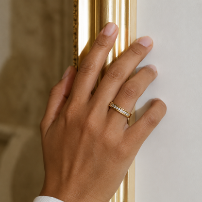 ELÁRA™ Anillo Calmora