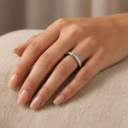 ELÁRA™ Anillo Calmora